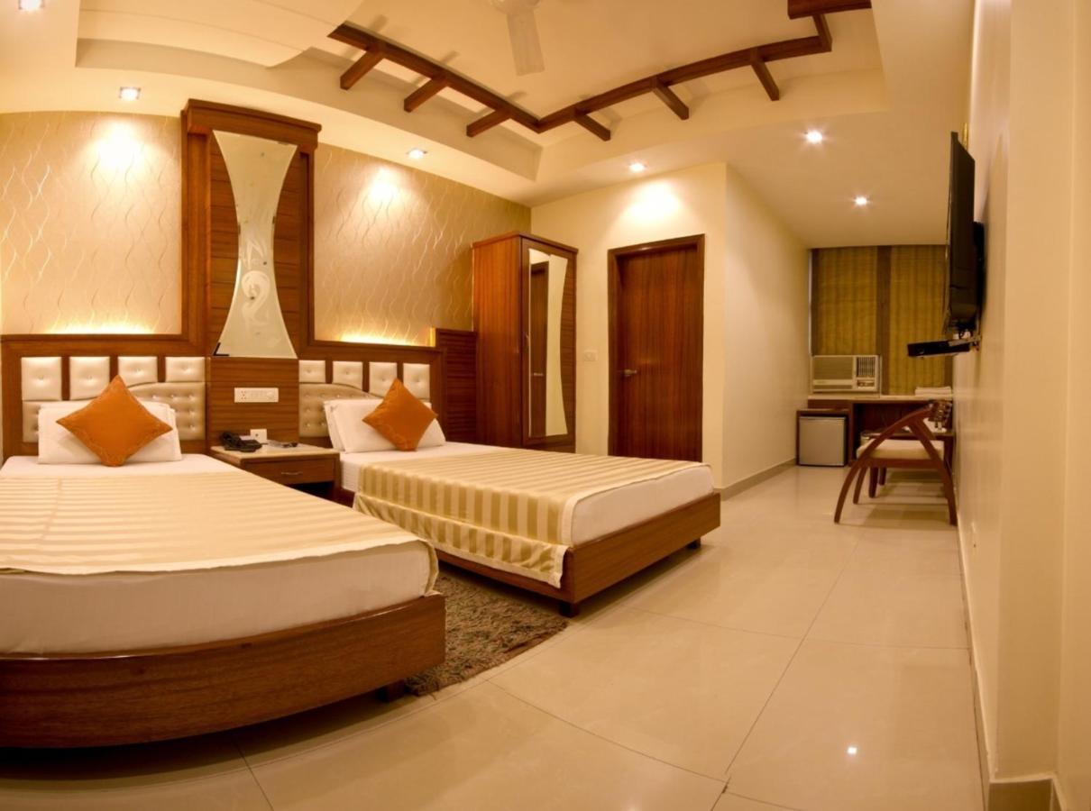 ניו דלהי The Aster Karol Bagh Homely Atmosphere מראה חיצוני תמונה
