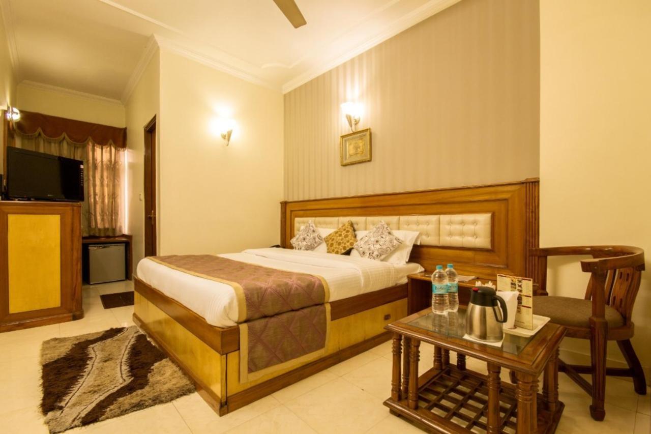 ניו דלהי The Aster Karol Bagh Homely Atmosphere מראה חיצוני תמונה